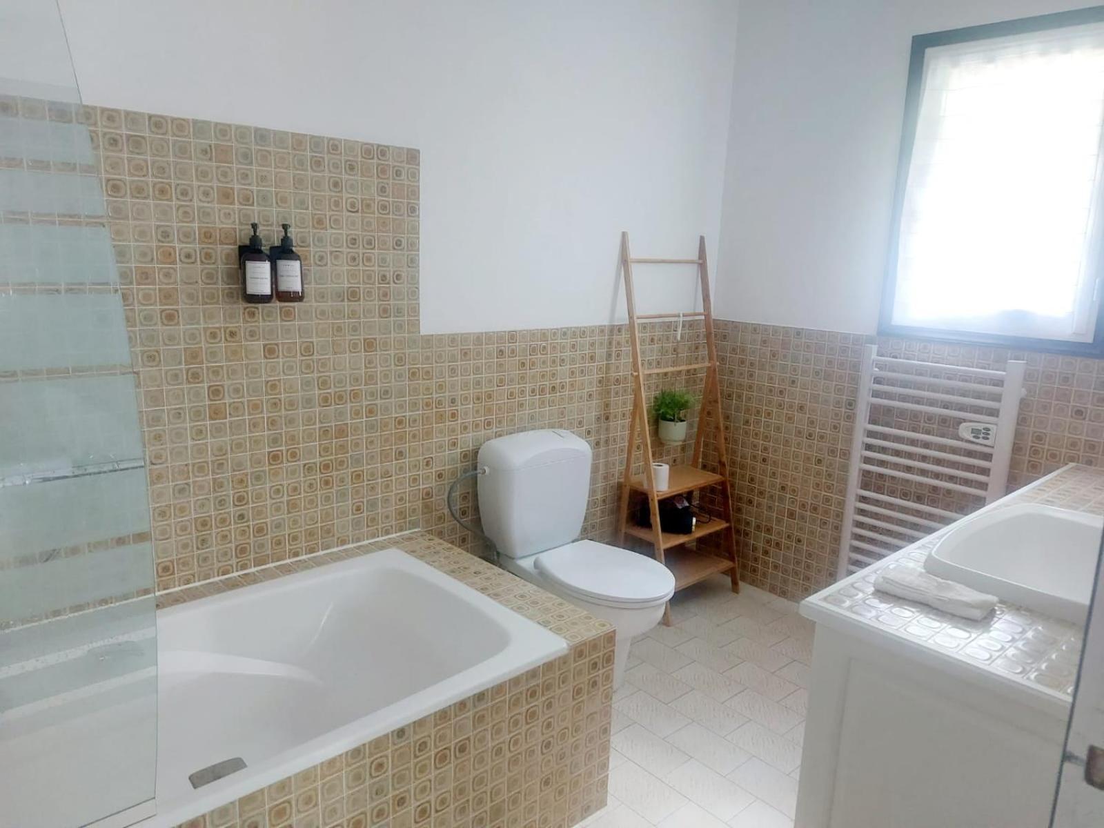 L'Echappee, Chambres Et Tables D'Hotes モルレー 部屋 写真